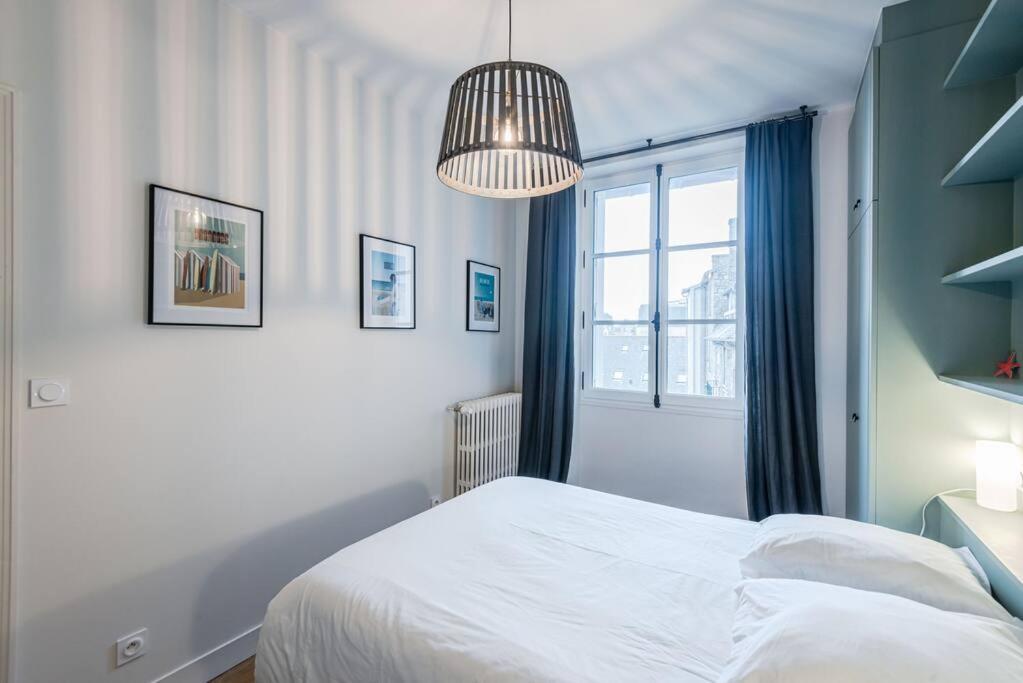 Le Moringa, A 2 Min De La Plage, Hyper Centre, Vue Mer De La Fenetre Dinard Extérieur photo